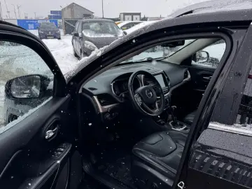 Jeep Cherokee 2015 2.0L Diesel