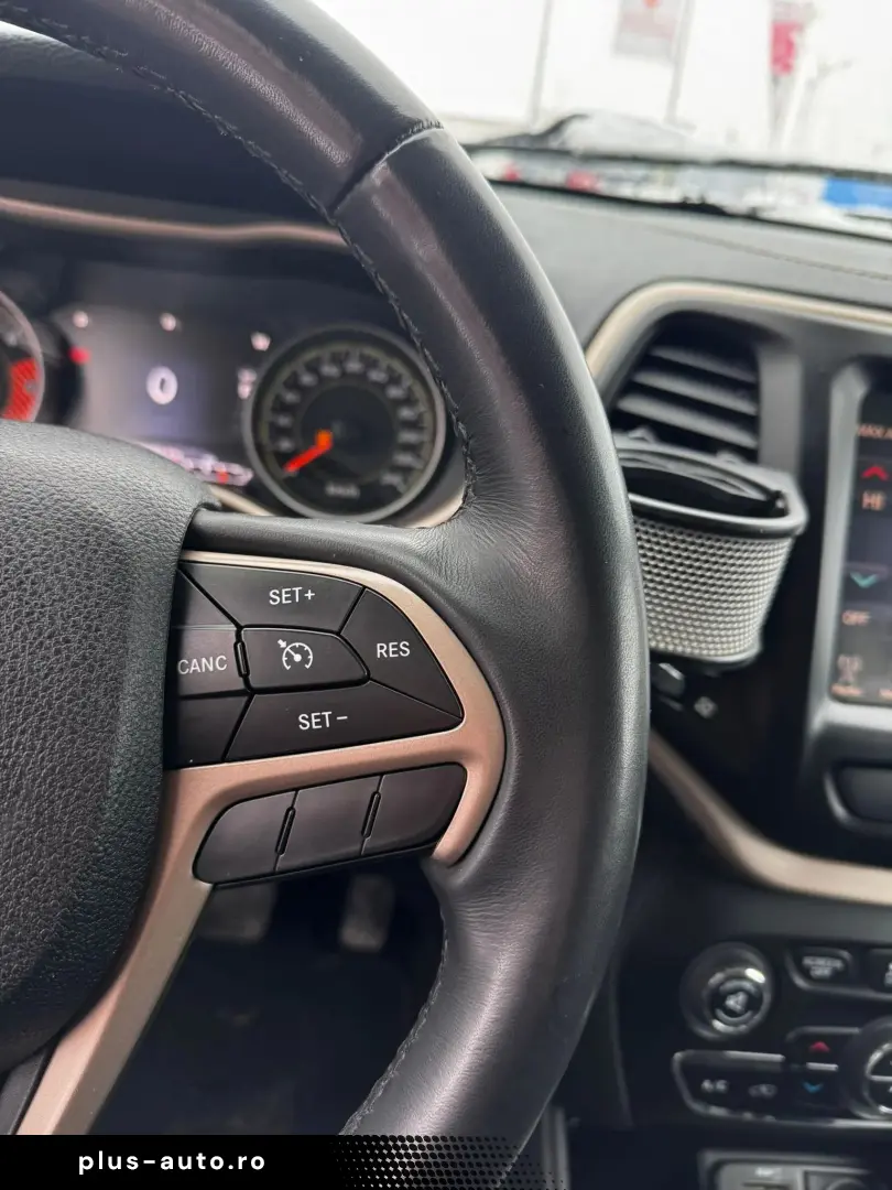 Jeep Cherokee 2015 2.0L Diesel