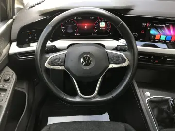 Volkswagen Golf 1.5 TSI ACT Life