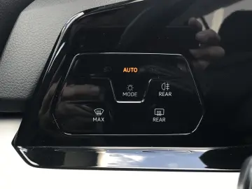 Volkswagen Golf 1.5 TSI ACT Life