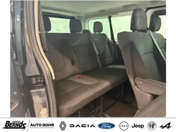 RENAULT Trafic Blue dCi 150 EDC Grand Evolution 8-SITZER