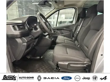 RENAULT Trafic Blue dCi 150 EDC Evolution AUTOM. 9-SITZ.