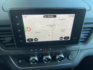 RENAULT Trafic 2 0 BLUE dCi 150 L2H1 3 0t