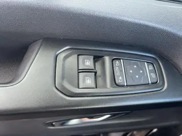 RENAULT Trafic 2 0 BLUE dCi 150 L2H1 3 0t