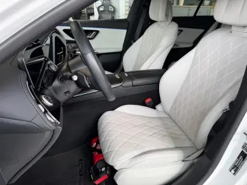 Mercedes-Benz E 450 4M