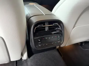 Mercedes-Benz E 450 4M