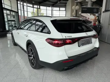 Mercedes-Benz E 450 4M