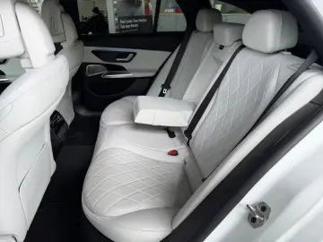 Mercedes-Benz E 450 4M