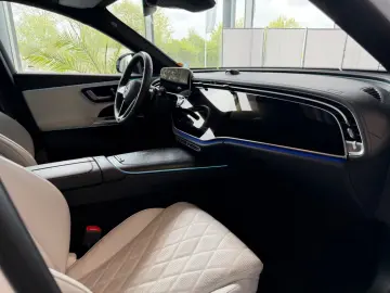 Mercedes-Benz E 450 4M