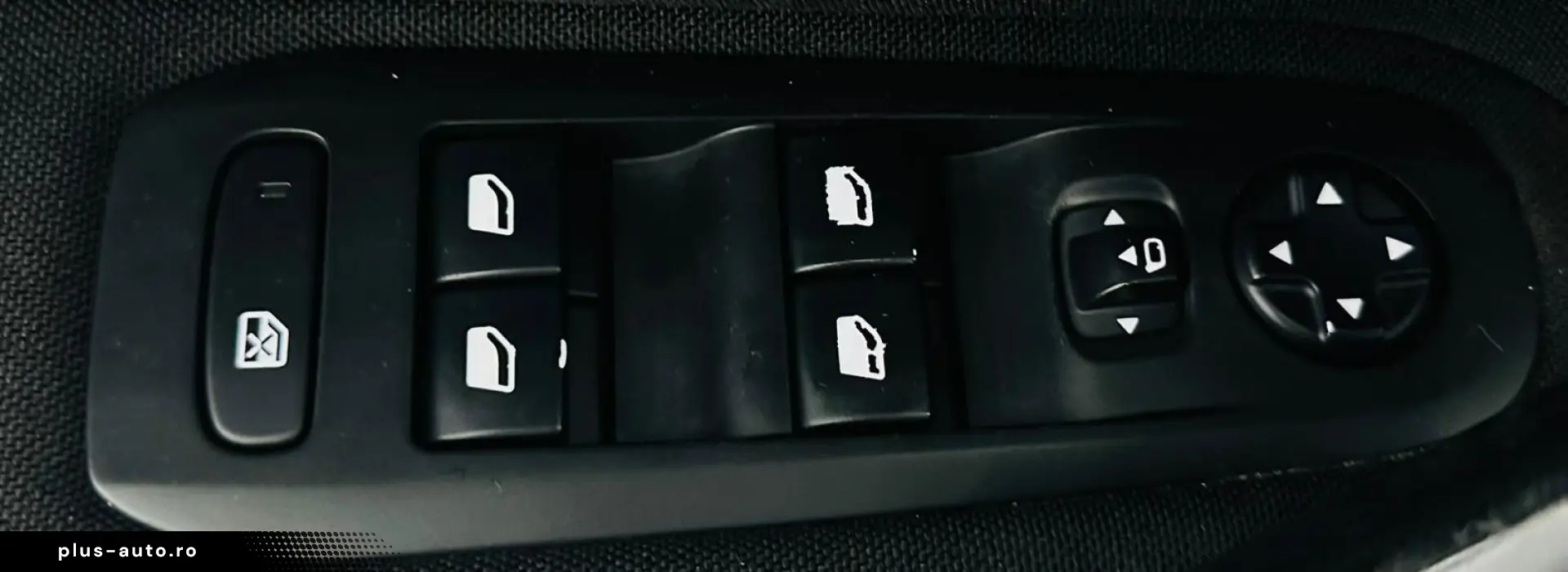 PEUGEOT 308 2015 1.6D E6 Garantie 12 Luni Rate Avans 0 Doar