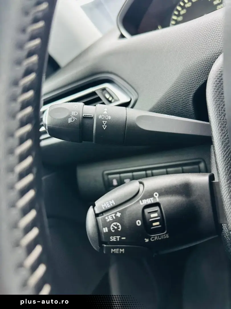 PEUGEOT 308 2015 1.6D E6 Garantie 12 Luni Rate Avans 0 Doar