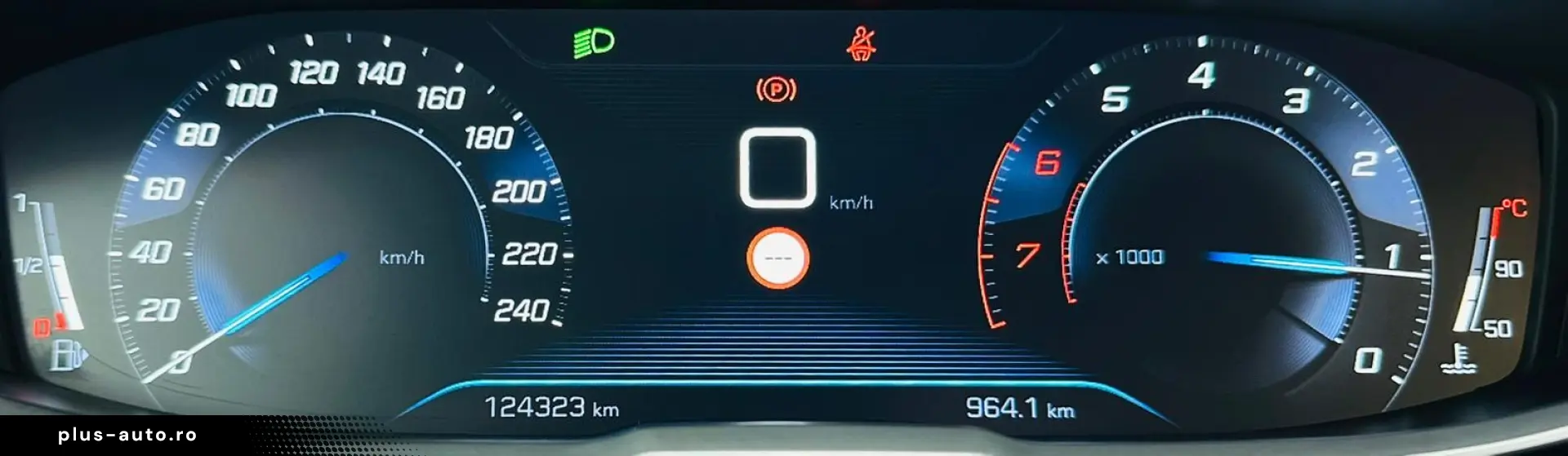 PEUGEOT 5008 2017 1.2i E6 7 Locuri Garantie 12 Luni Rate Ava