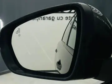 PEUGEOT 5008 2017 1.2i E6 7 Locuri Garantie 12 Luni Rate Ava