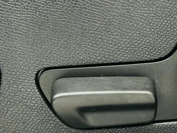 PEUGEOT 5008 2017 1.2i E6 7 Locuri Garantie 12 Luni Rate Ava