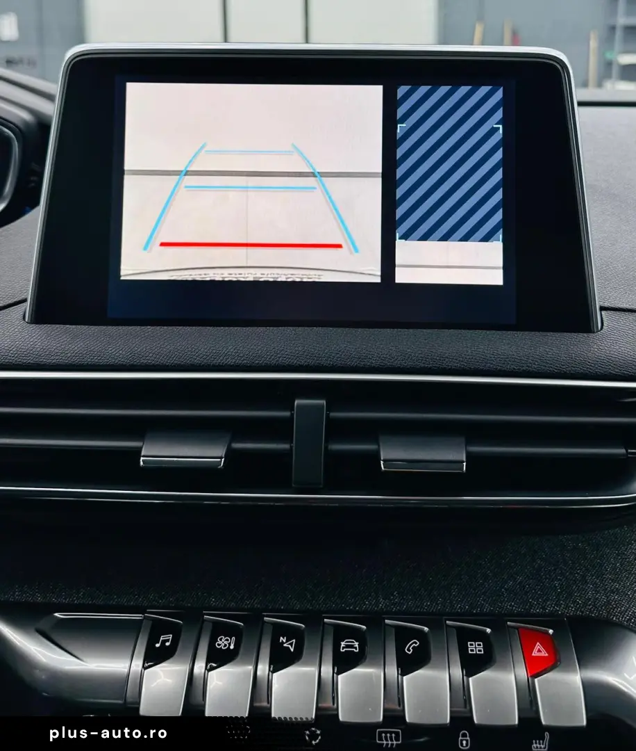 PEUGEOT 5008 2017 1.2i E6 7 Locuri Garantie 12 Luni Rate Ava