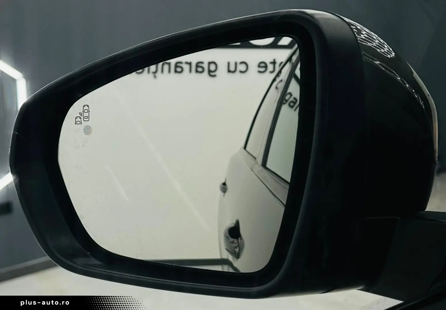 PEUGEOT 5008 2017 1.2i E6 7 Locuri Garantie 12 Luni Rate Ava