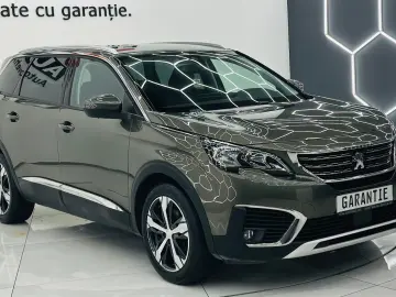 PEUGEOT 5008 2017 1.2i E6 7 Locuri Garantie 12 Luni Rate Ava