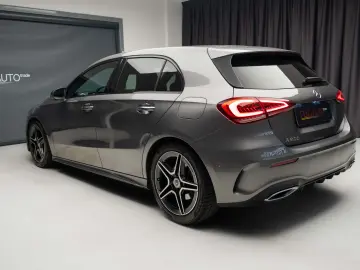 MERCEDES-BENZ A200 AMG