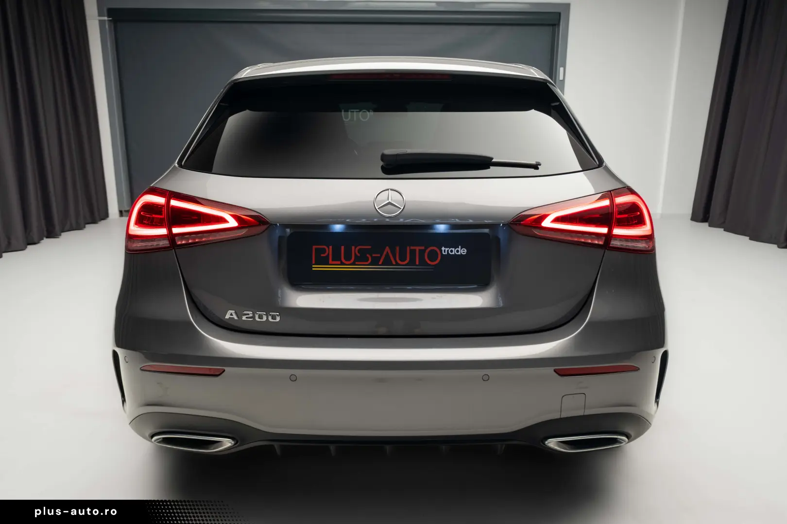 MERCEDES-BENZ A200 AMG