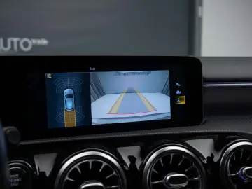 MERCEDES-BENZ A200 AMG