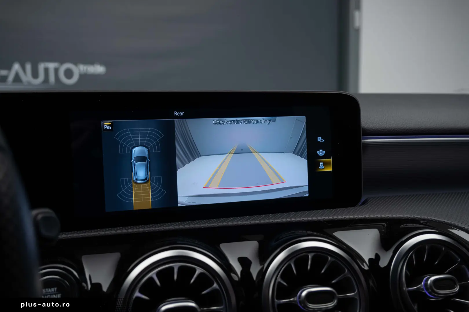 MERCEDES-BENZ A200 AMG