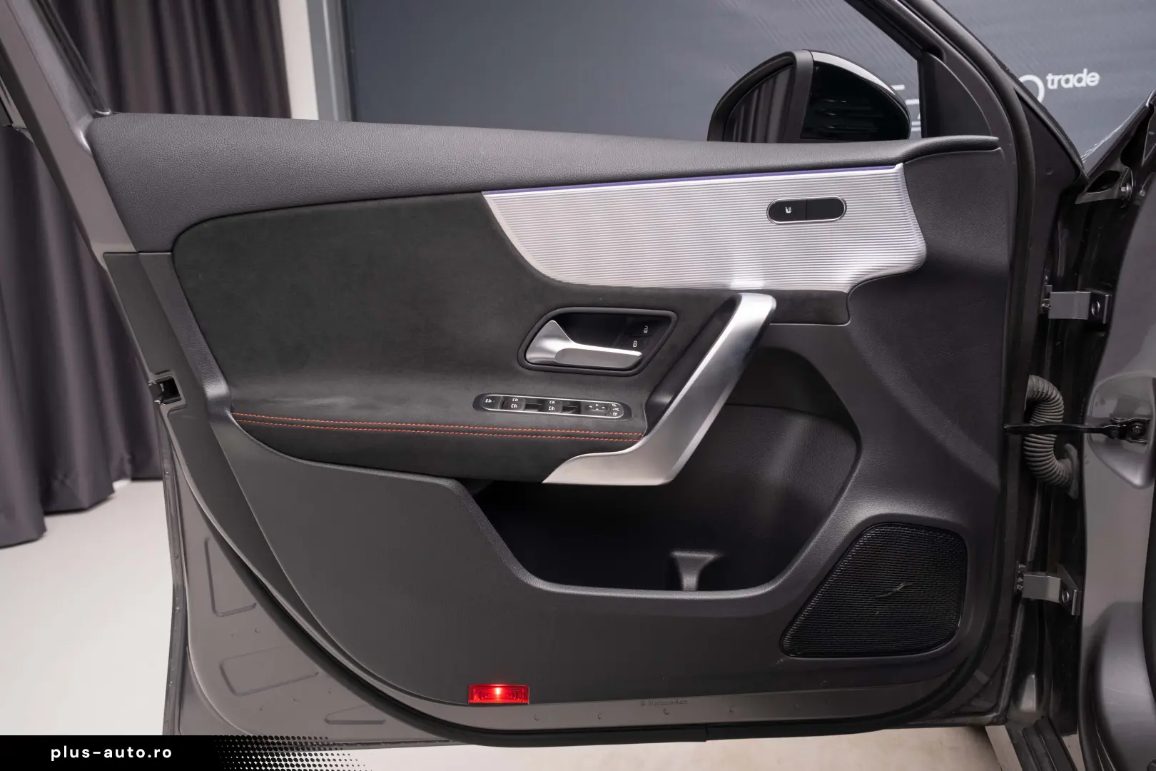 MERCEDES-BENZ A200 AMG