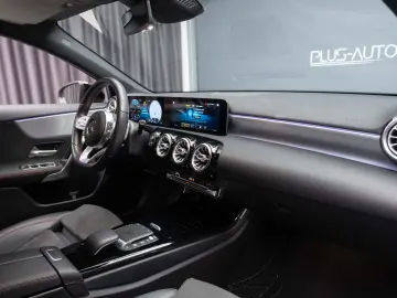 MERCEDES-BENZ A200 AMG