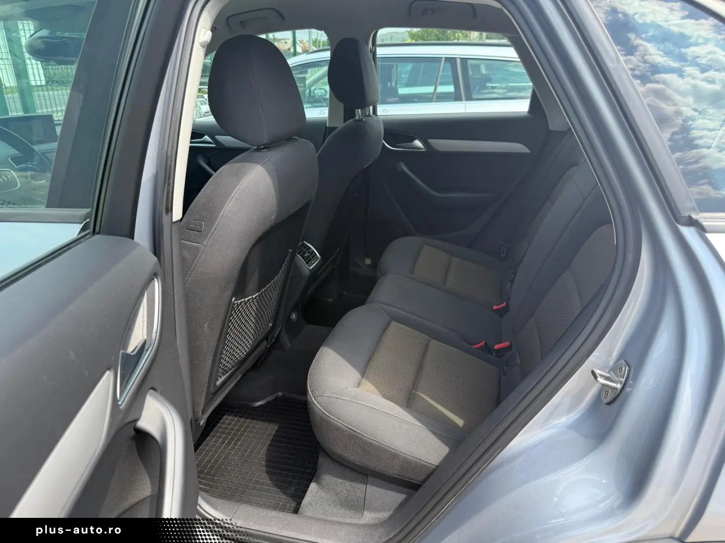 AUDI Q3 - 2.0 diesel - 4x4 - Automat - Posibilitate Rate