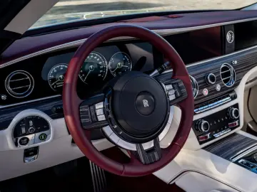 ROLLS ROYCE Ghost  PROVENANCE