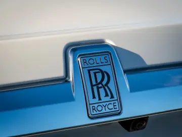 ROLLS ROYCE Ghost  PROVENANCE