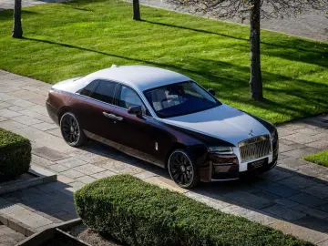 ROLLS ROYCE Ghost  PROVENANCE