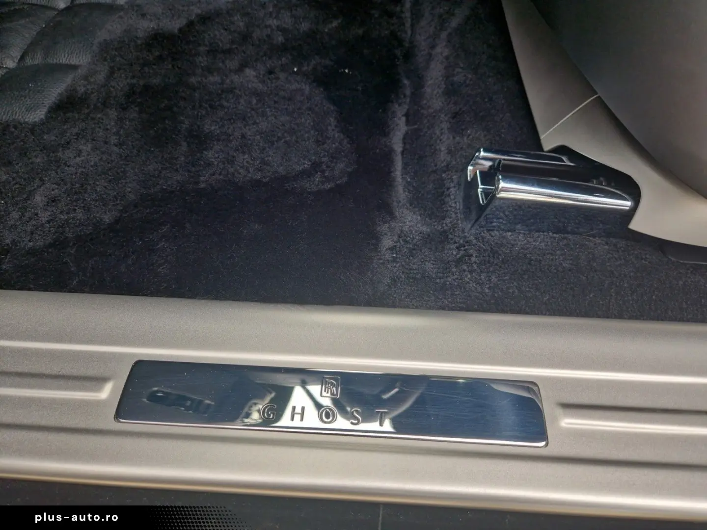 ROLLS ROYCE Ghost  PROVENANCE