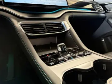 BYD SEAL U DM-i Boost Plug-In Hybrid 360  ACC TW LED