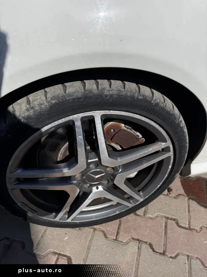 Mercedes-Benz CL63 AMG 2008 6.3L Benzină