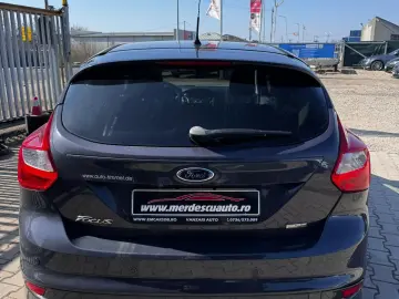 Ford Focus 2013 1.0L Benzină