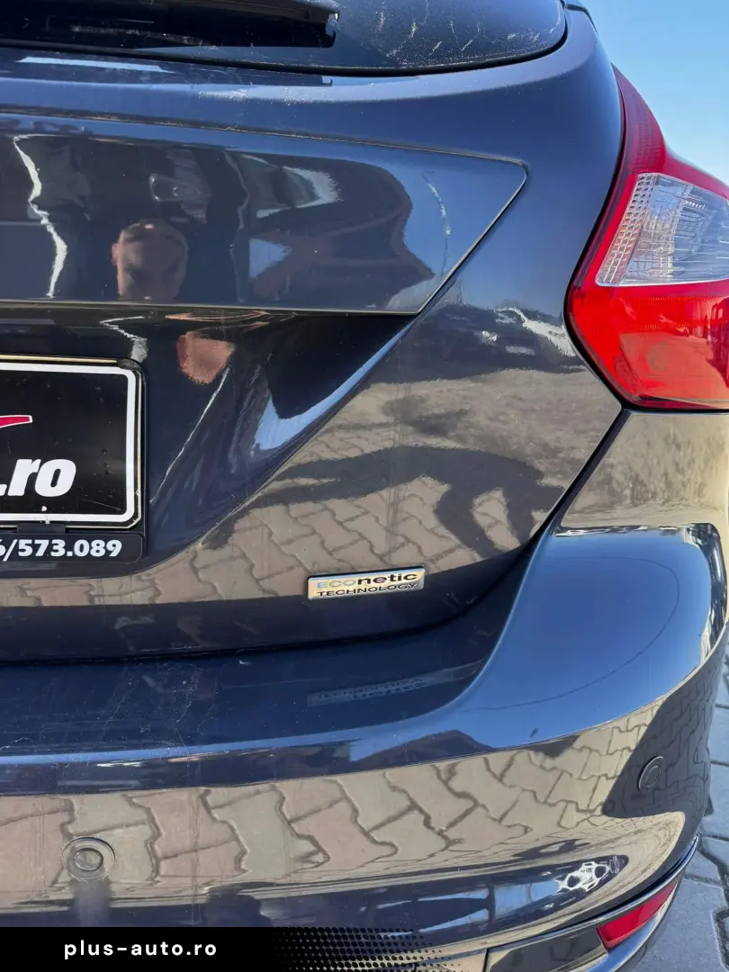 Ford Focus 2013 1.0L Benzină
