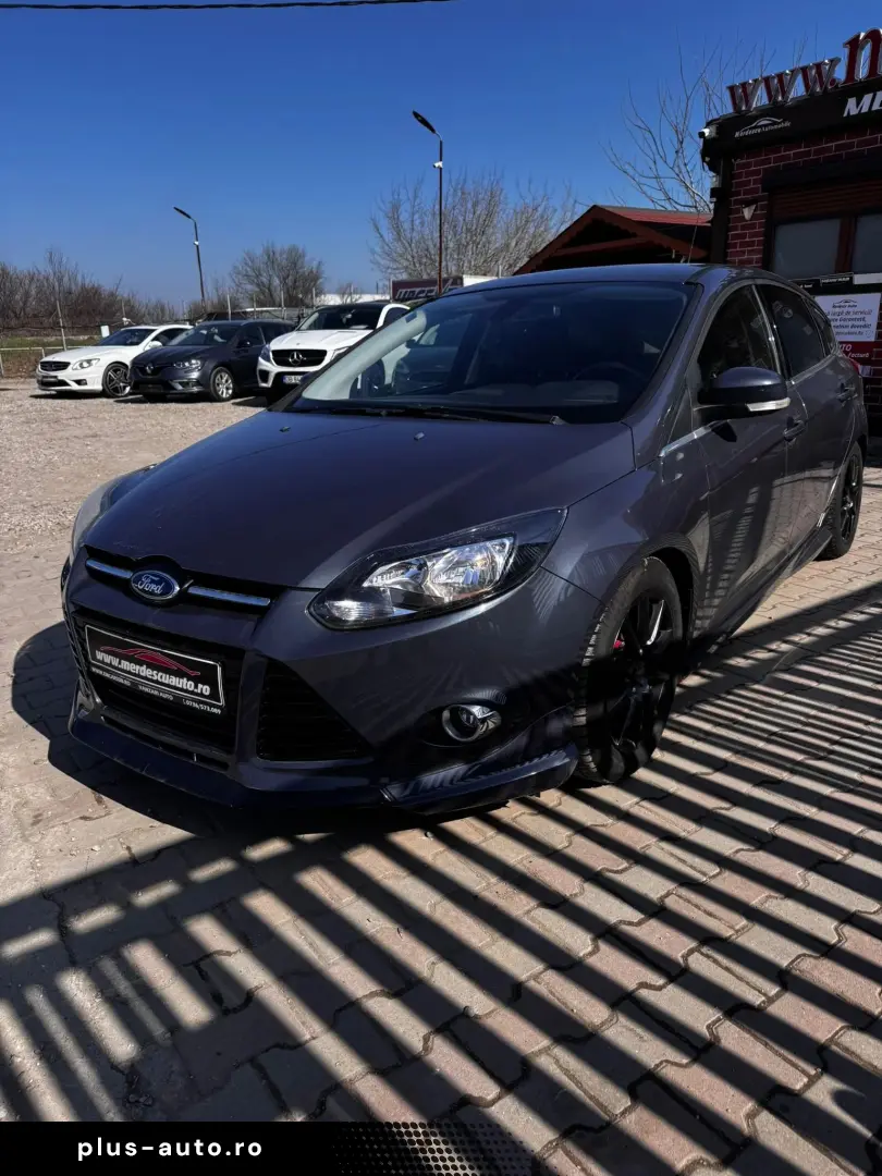 Ford Focus 2013 1.0L Benzină