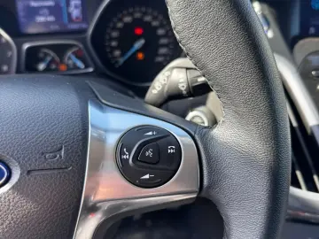 Ford Focus 2013 1.0L Benzină