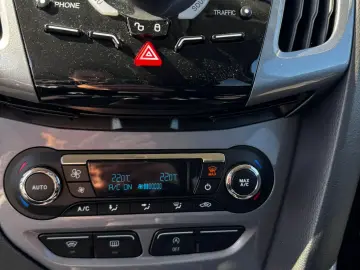 Ford Focus 2013 1.0L Benzină