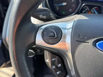 Ford Focus 2013 1.0L Benzină