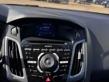 Ford Focus 2013 1.0L Benzină