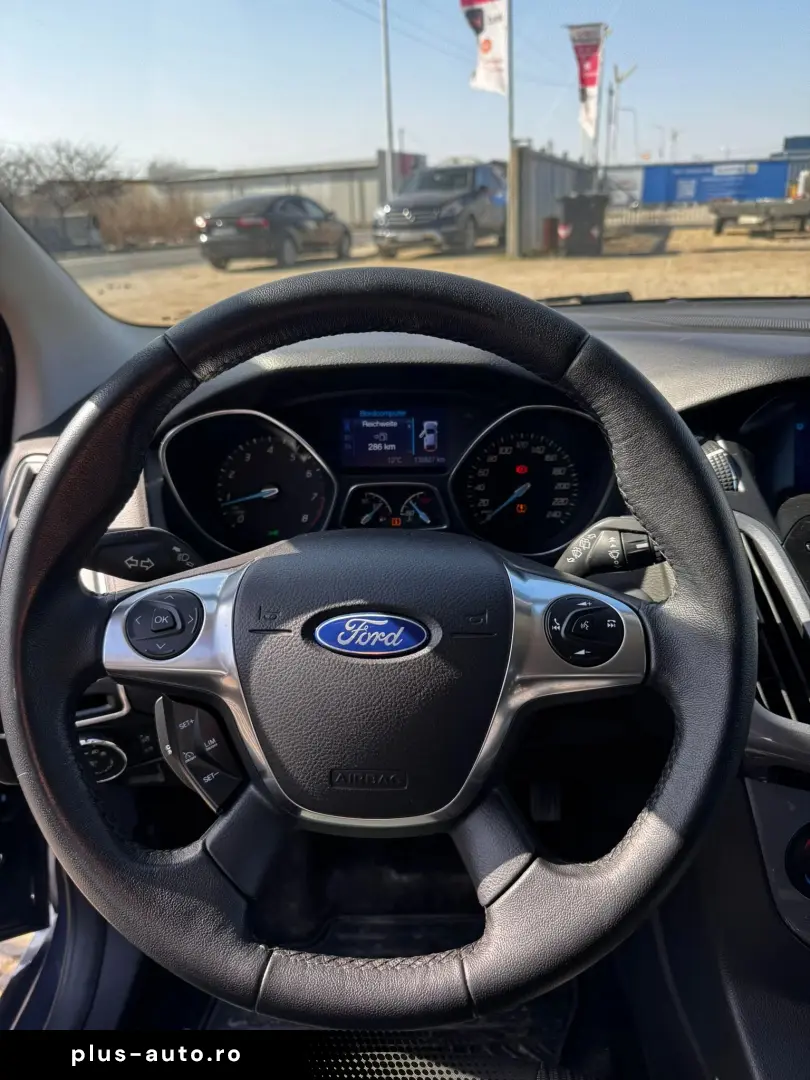 Ford Focus 2013 1.0L Benzină