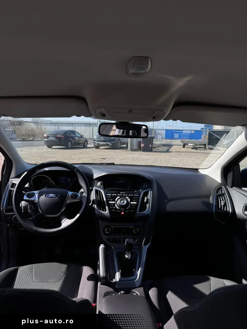 Ford Focus 2013 1.0L Benzină