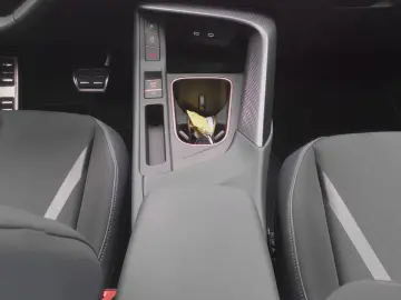 CUPRA Terramar VZ 2.0TSI 4Drive DSG  PANO AHK KAM 20