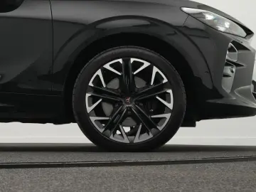 CUPRA Terramar VZ 2.0TSI 4Drive DSG  PANO AHK KAM 20