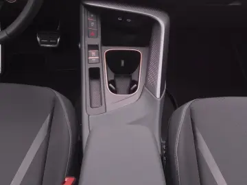 CUPRA Terramar VZ 2.0TSI 4Drive DSG  PANO AHK KAM 20