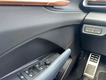 CUPRA Terramar 2.0 TSI 4Drive DSG AHK 360  Kamera Pano