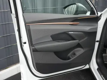 CUPRA Terramar 2.0 TSI 4Drive VZ PANO ACC APPLE DAB