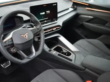 CUPRA Terramar 2.0 TSI 4Drive VZ PANO ACC APPLE DAB