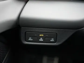 CUPRA Terramar 2.0 TSI 4Drive VZ PANO ACC APPLE DAB